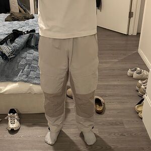 Nike Men's Tan Cargo Pants